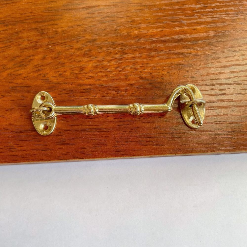 Gantungan Jendela dari Kuninga - Furniture Hardware Fitting ulasan dan harga